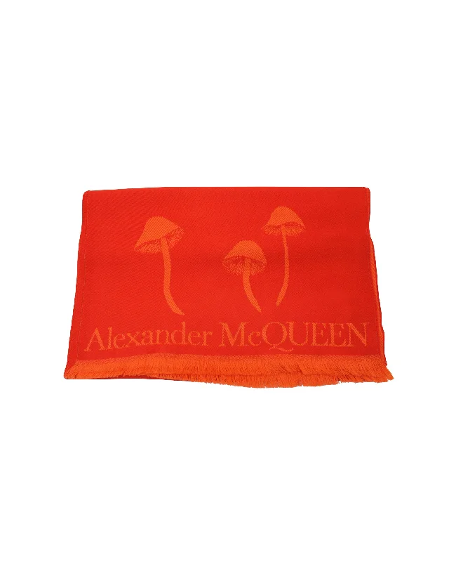 Alexander McQueen Rectangular Skull Scarf in Red Wool