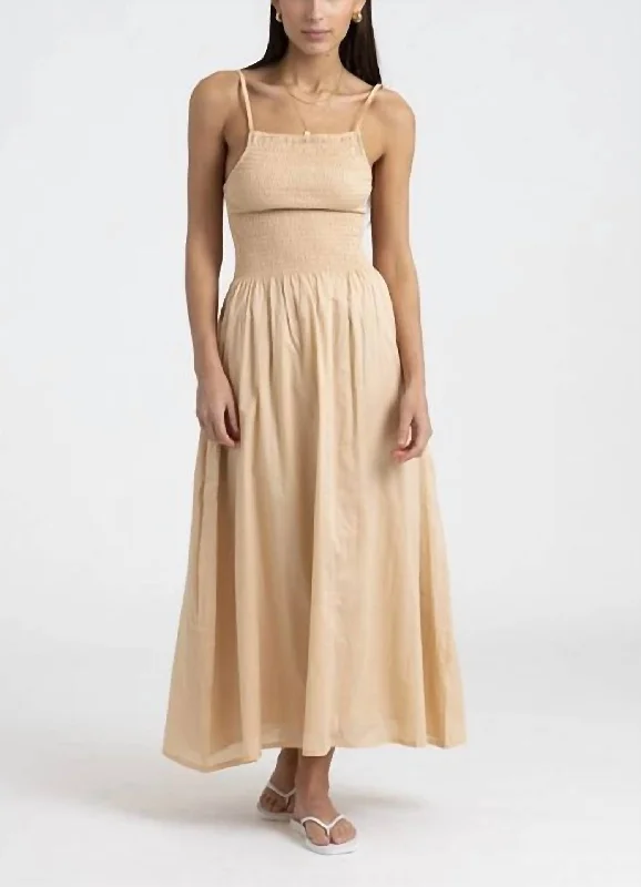 Noli Midi Dress in Plain Sand