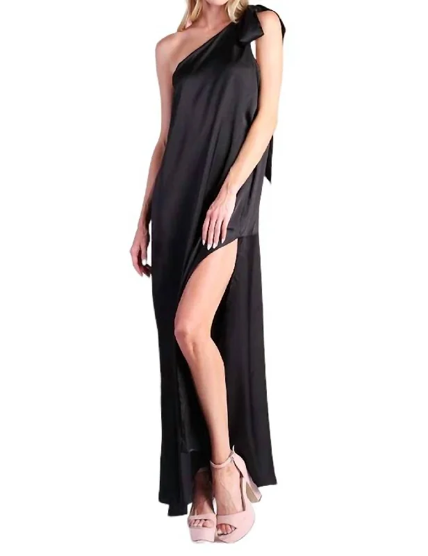 Shiny Hammered Satin Maxi Dress In Black